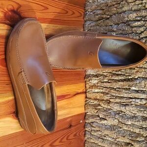 Olukai loafers with rubber sole.
